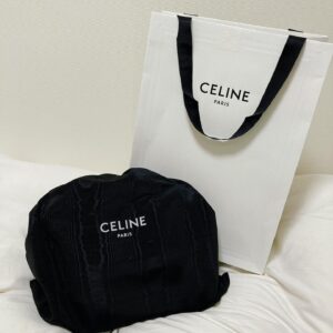セリーヌのベルトバッグを紹介！【20代OLの初ブランドバッグ購入】 | 1/f